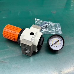 Регулятор давления LR-1/2-D-MIDI